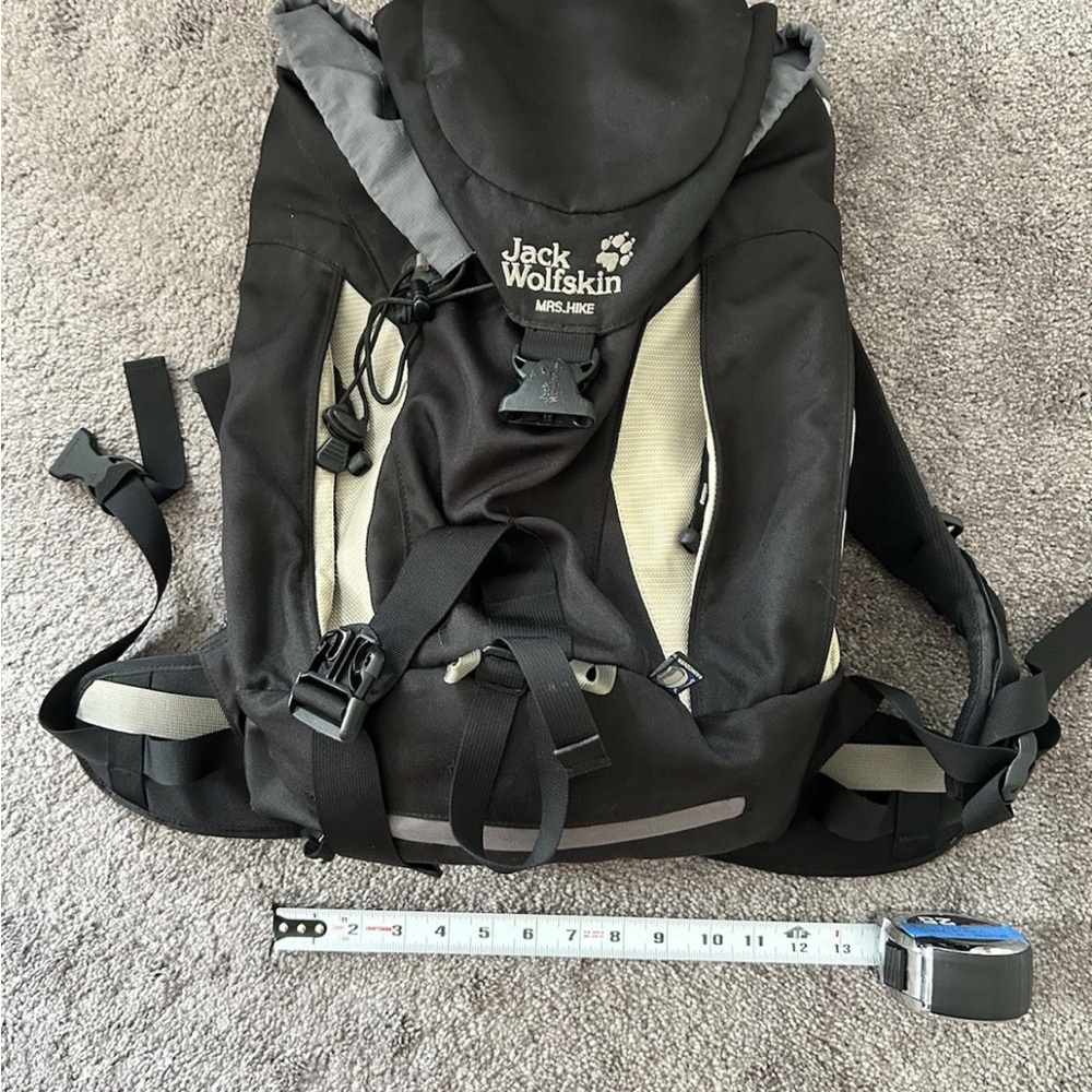 Jack Wolfskin Black and Gray Hiking Backpack